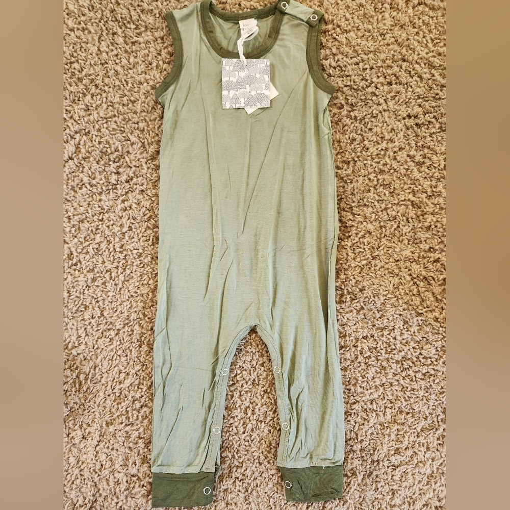 NIB/NWT Kate Quinn sleeveless button sport jumpsuit 18-24M